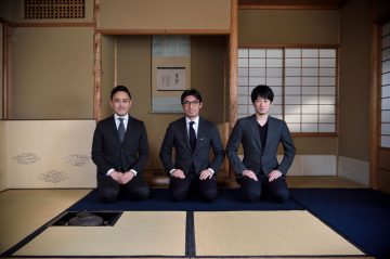 右から、樂 篤人さん、戸田貴士さん、藤田 清館長