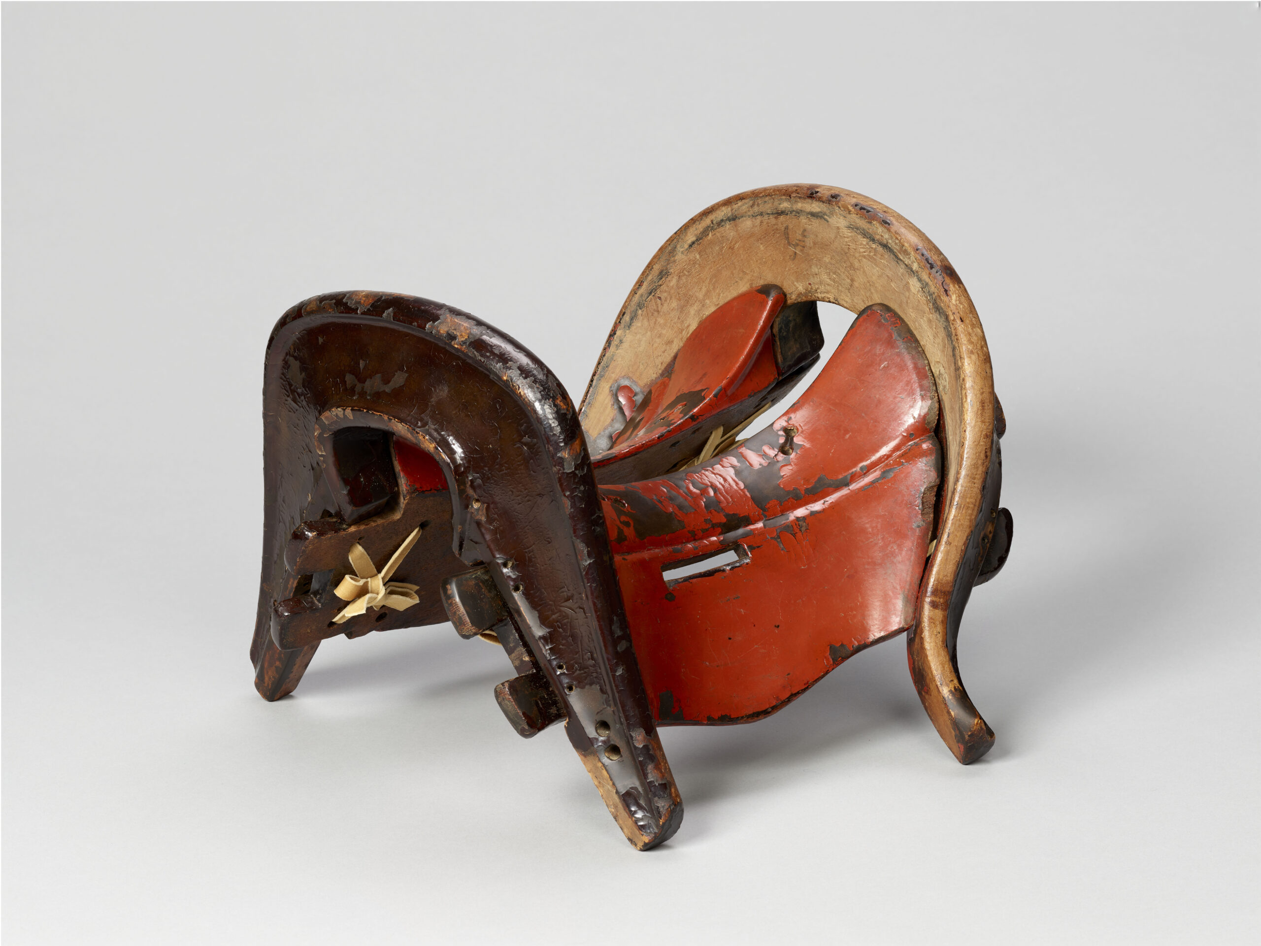 お馬さんもドレスアップ | 藤田美術館 | FUJITA MUSEUM藤田美術館